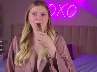 Nancy-Boone's Live Sex Cam Show