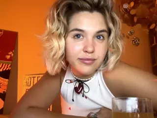 MarlineWinley's Live Sex Cam Show
