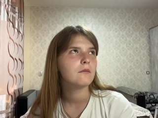 Live cam show with KieshaSamperi