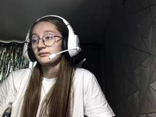 Live cam show with Mary
