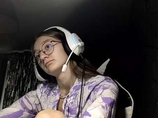 Live cam show with Mary