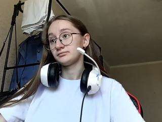 Live cam show with Mary