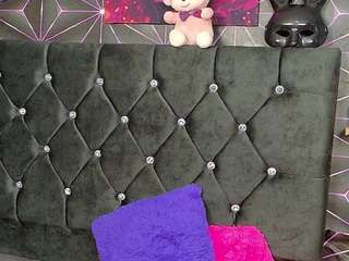 Offline cam show with Zayur
