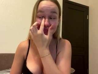 Live cam show with CierraLampel