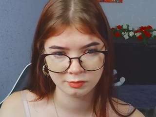 Live cam show with LexyBelleWhite