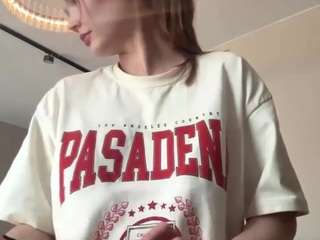 Live cam show with Scarlett