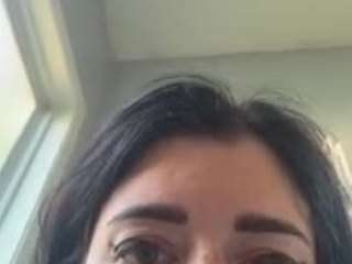 Live cam show with gothicbuttslut