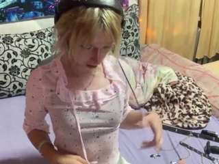 Live cam show with IeshaMatsuda