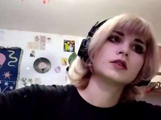 Live cam show with LakitaStowbridge