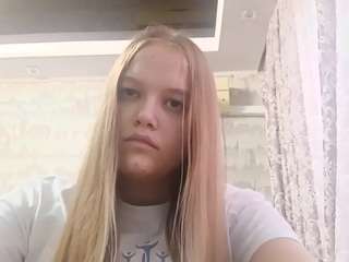 CarylReihing's Live Sex Cam Show