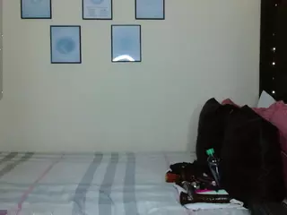 AlanaBest79's Live Sex Cam Show
