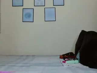 AlanaBest79's Live Sex Cam Show