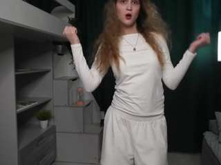 Live cam show with MuoiNisbit