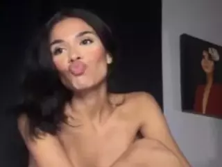 fexra's Live Sex Cam Show