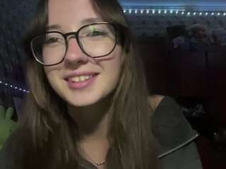 Roslyn's Live Sex Cam Show