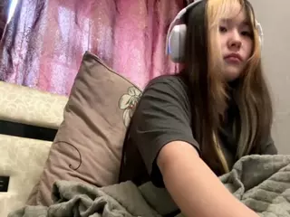 Mia's Live Sex Cam Show