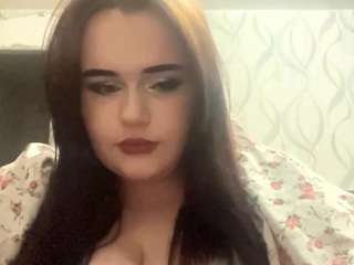Live cam show with EmmaSheets