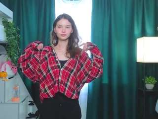 KarisaMaybee's Live Sex Cam Show