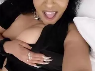 LushDiamonds's Live Sex Cam Show