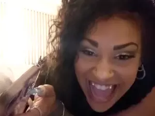 LushDiamonds's Live Sex Cam Show