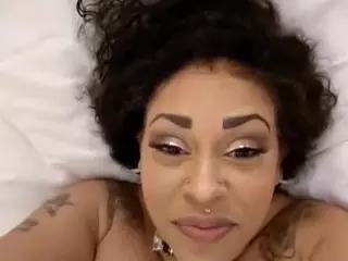 LushDiamonds's Live Sex Cam Show