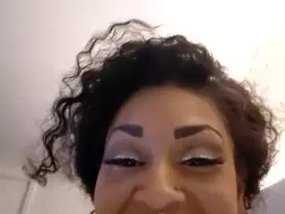LushDiamonds's Live Sex Cam Show
