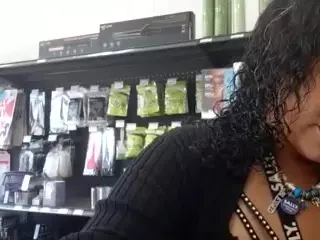 LushDiamonds's Live Sex Cam Show