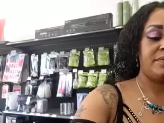 LushDiamonds's Live Sex Cam Show