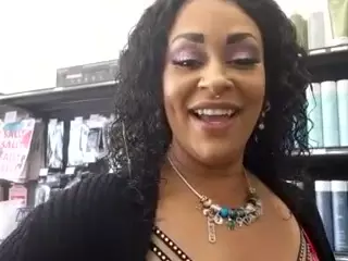 LushDiamonds's Live Sex Cam Show