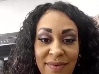 LushDiamonds's Live Sex Cam Show
