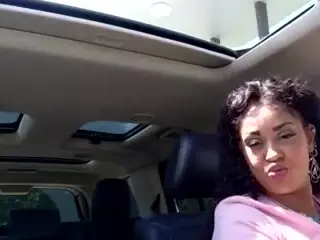 LushDiamonds's Live Sex Cam Show