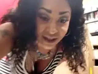 LushDiamonds's Live Sex Cam Show