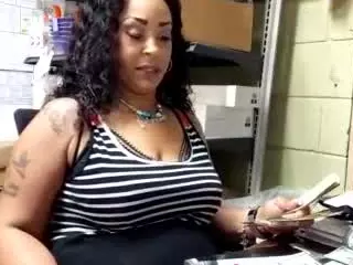 LushDiamonds's Live Sex Cam Show