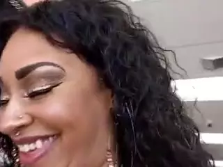 LushDiamonds's Live Sex Cam Show