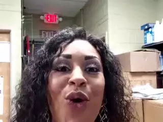 LushDiamonds's Live Sex Cam Show