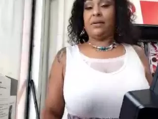 LushDiamonds's Live Sex Cam Show