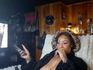 Live cam show with LushDiamonds