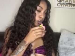 Offline cam show with HazelKurrency