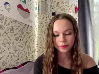 CorinnaVanlue's Live Sex Cam Show