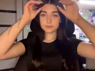 Eva's Live Sex Cam Show