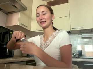 AntionetteDejong's Live Sex Cam Show