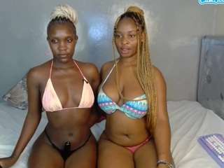 LunaDarlin's Live Sex Cam Show