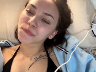 ZettaRuggieri's Live Sex Cam Show