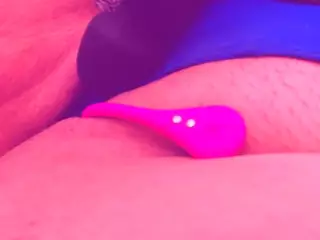 secrettbela4u's Live Sex Cam Show