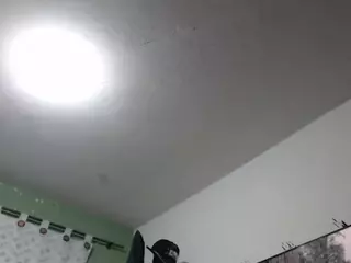 yohatinelly's Live Sex Cam Show