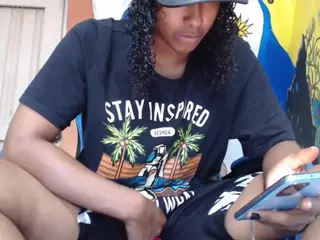 yohatinelly's Live Sex Cam Show