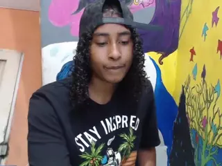 yohatinelly's Live Sex Cam Show