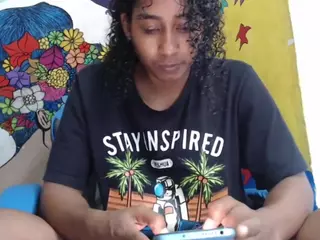 yohatinelly's Live Sex Cam Show