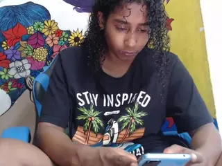 yohatinelly's Live Sex Cam Show