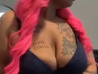 LaylaRed's Live Sex Cam Show